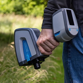 4300 手持式 FTIR 光谱仪