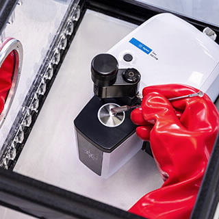 Cary 635 FTIR 光谱仪