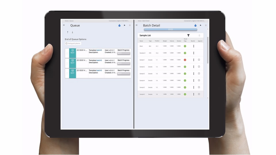 双手拿着平板电脑，屏幕上显示 ICP Go 远程仪器访问软件。
